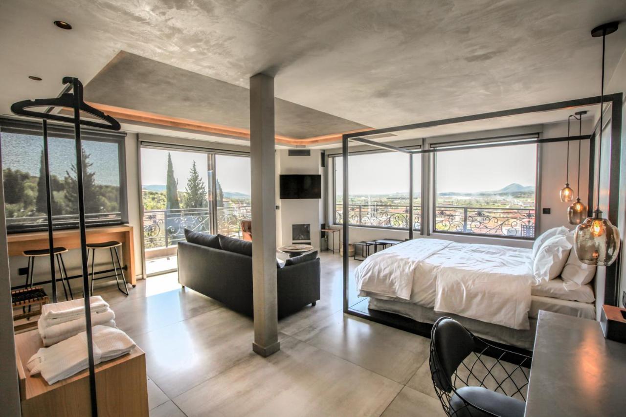 Meteora Heaven And Earth Premium Suites - Adults Friendly Kalampáka Eksteriør bilde