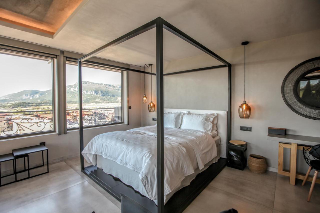 Meteora Heaven And Earth Premium Suites - Adults Friendly Kalampáka Eksteriør bilde